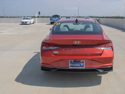2021 Hyundai Elantra Limited in Baytown, TX