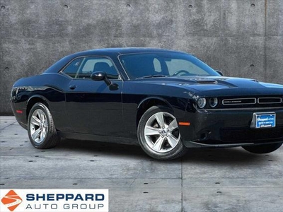 2017 Dodge Challenger SXT 2DR Coupe