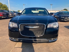 2018 Chrysler 300 Limited in Houston, TX