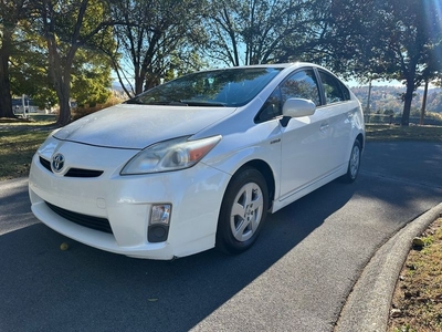 2010 Toyota Prius III Efficient Hybrid, Low Miles, Heated Seats for sale in Johnson City, TN