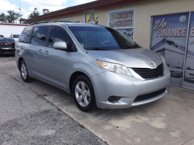 2011 Toyota Sienna 5dr V6 LE 7-Pass FWD Mobility for sale in Fort Myers, FL