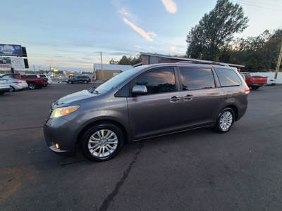 2013 Toyota Sienna XLE 7 Passenger Auto Access Seat 4dr Mini Van for sale in Mayfield, KY