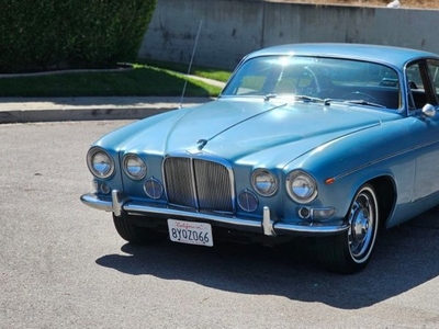FOR SALE: 1967 Jaguar 420G $19,000 USD