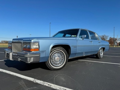 FOR SALE: 1981 Cadillac Sedan DeVille $11,500 USD