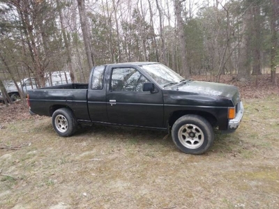 FOR SALE: 1987 Nissan Pickup $5,095 USD