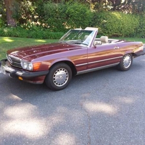 FOR SALE: 1988 Mercedes Benz 560 SL $23,495 USD