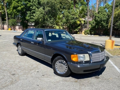 FOR SALE: 1989 Mercedes Benz 560 SEL $28,000 USD