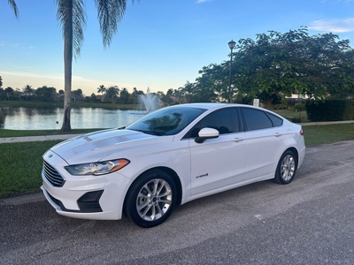 2019 Ford Fusion Hybrid SE 4dr Sedan for sale in Pompano Beach, FL