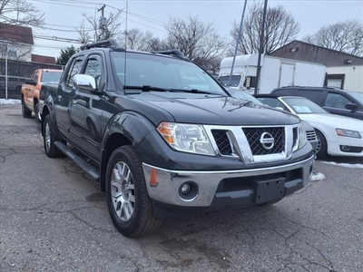 2011 Nissan Frontier SL 4x4 4dr Crew Cab SWB Pickup 5A for sale in Lindenhurst, NY