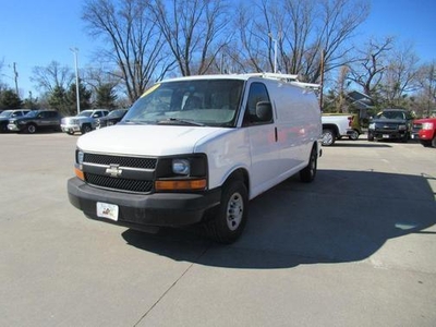 2007 Chevrolet Express 3500 for Sale in Northwoods, Illinois