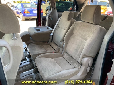 2009 Toyota Sienna CE 7-Passenger in Lincoln, CA