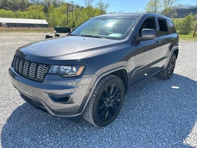 2017 Jeep Grand Cherokee for Sale in Denver, Colorado