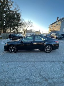 2018 Toyota Camry SE Auto (Natl) in Lowell, MA