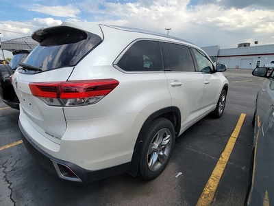 2018 Toyota Highlander Limited in Rochester, NY