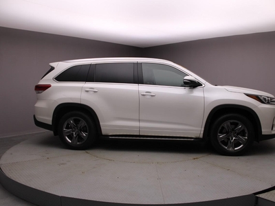 2019 Toyota Highlander Limited in Saint Louis, MO