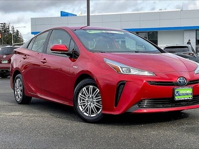 2019 Toyota Prius XLE in Tacoma, WA