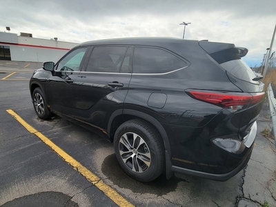 2020 Toyota Highlander XLE in Rochester, NY