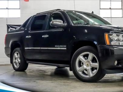 Chevrolet Avalanche 5.3L V-8 Gas