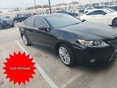 Pre-Owned 2014 Lexus ES 350