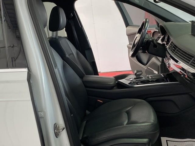 2017 Audi Q7 Premium Plus in Richmond Hill, NY