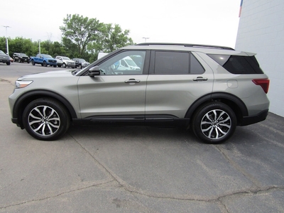 2020 Ford Explorer ST in Racine, WI