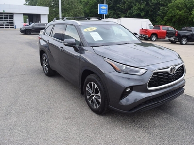 2022 Toyota Highlander XLE AWD in Indianapolis, IN