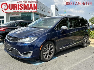 Used 2017 Chrysler Pacifica Limited