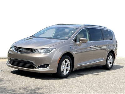 Used 2018 Chrysler Pacifica Touring-L