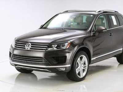 2015 Volkswagen Touareg for Sale in Co Bluffs, Iowa