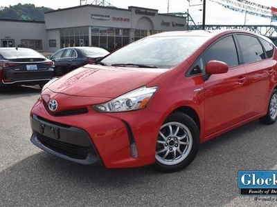 2017 Toyota Prius v for Sale in Co Bluffs, Iowa