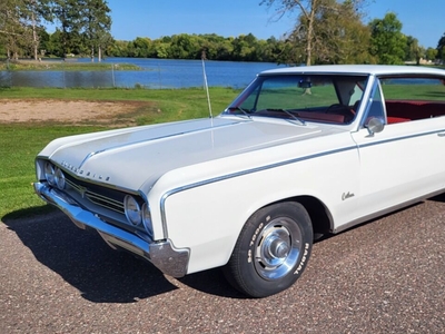 1964 Oldsmobile Cutlass F-85 Holiday Coupe
