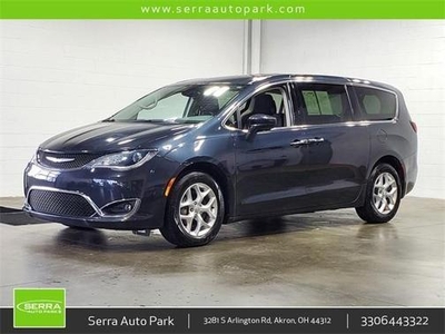 2020 Chrysler Pacifica for Sale in Chicago, Illinois