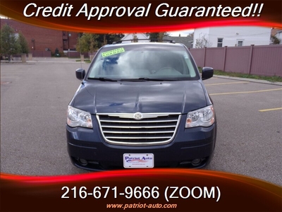 2008 Chrysler Town & Country Touring in Cleveland, OH