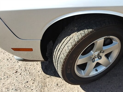 2009 Dodge Challenger SE in Phoenix, AZ