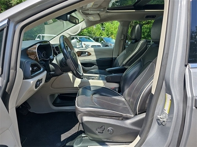 2021 Chrysler Pacifica Limited in Pittsburgh, PA