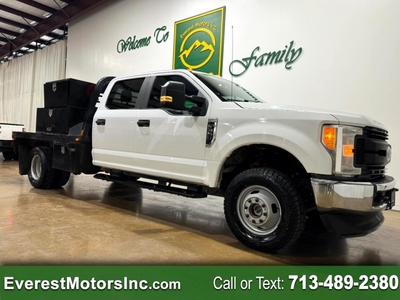 2017 Ford Super Duty F-350 DRW XL 4X4 CREW CAB 179 inWB 9FT FLATBED 6.2L GAS 1OWNER for sale in Houston, TX