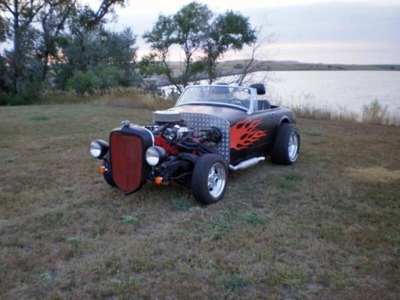 FOR SALE: 1932 Ford Roadster $17,995 USD