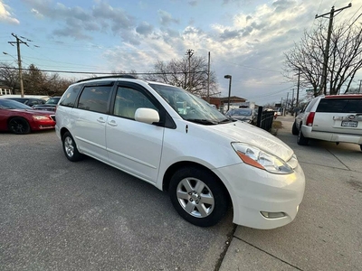 2009 Toyota Sienna