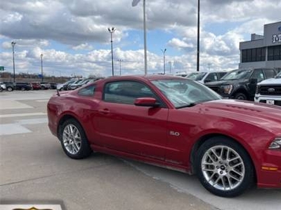 Ford Mustang 5.0L V-8 Gas