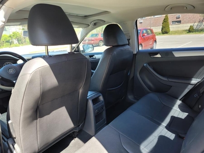 2012 Volkswagen Jetta SEL in Philadelphia, PA