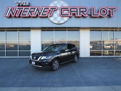 2018 Nissan Pathfinder SL Sport Utility 4D for sale in Council Bluffs, IA