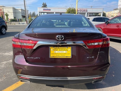 2018 Toyota Avalon XLE in Seattle, WA