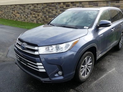 2018 Toyota Highlander Hybrid XLE in Indianapolis, IN