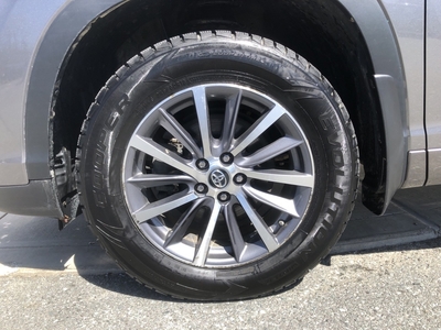 2018 Toyota Highlander Hybrid XLE in Pittsfield, MA