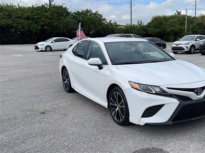 2019 Toyota Camry SE in Fort Lauderdale, FL