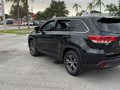 2019 Toyota Highlander LE in Fort Lauderdale, FL