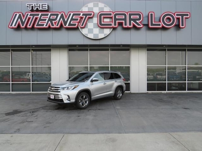 2019 Toyota Highlander Limited Platinum Sport Utility 4D for sale in Council Bluffs, IA