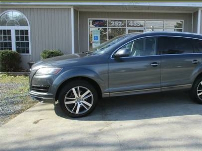 Audi Q7 3.0L V-6 Diesel Turbocharged