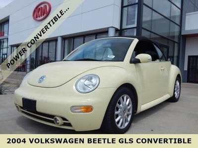 2004 Volkswagen Beetle Convertible for Sale in Denver, Colorado