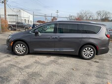 2018 Chrysler Pacifica Touring L FWD in Milford, CT